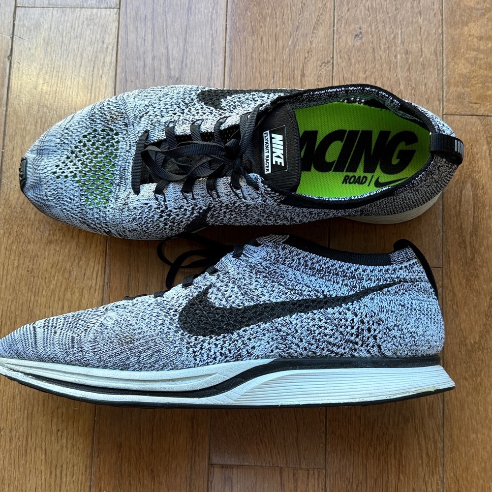 Nike Flyknit Racer Oreo US size 11.5
Used, No box